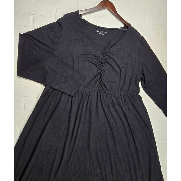 Ava & Viv Black V-Neck Dress 1X - Picture 4 of 5